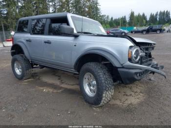  Salvage Ford Bronco