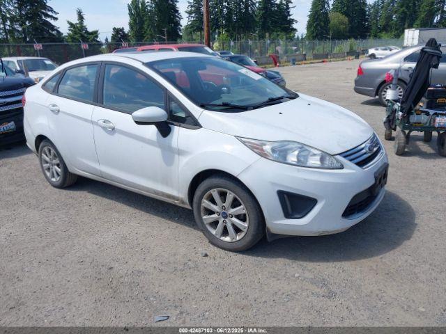  Salvage Ford Fiesta