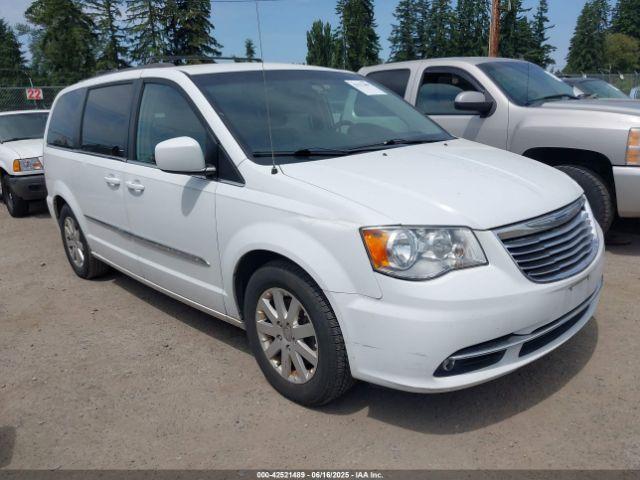  Salvage Chrysler Town & Country