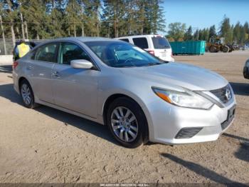  Salvage Nissan Altima