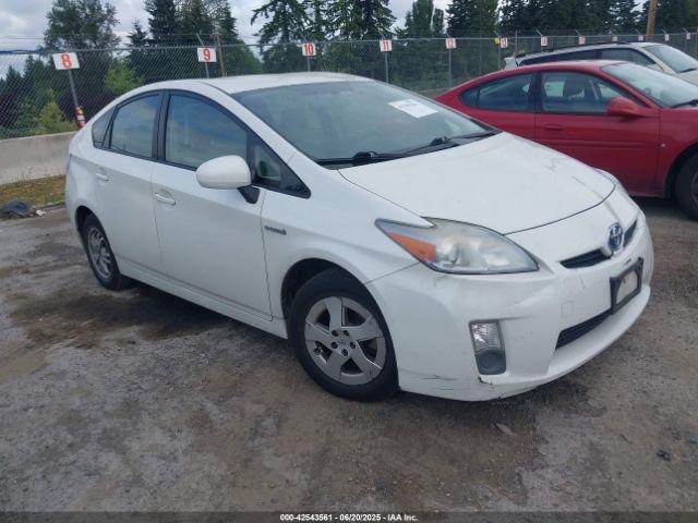  Salvage Toyota Prius