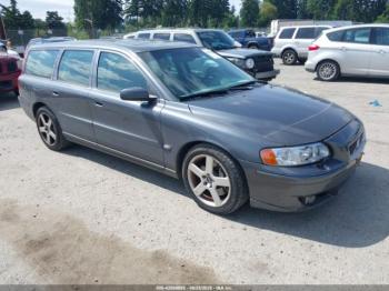  Salvage Volvo V70