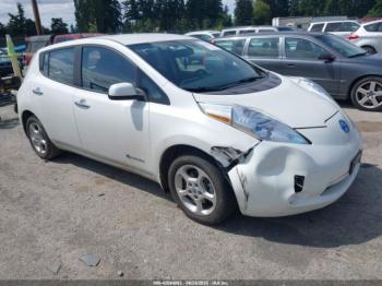  Salvage Nissan LEAF