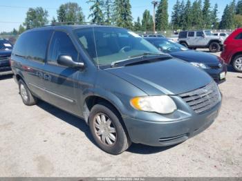  Salvage Chrysler Town & Country