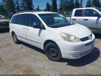  Salvage Toyota Sienna