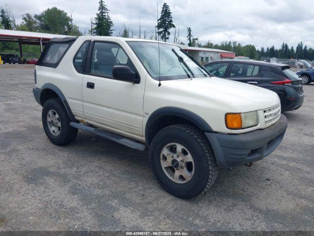  Salvage Isuzu Amigo
