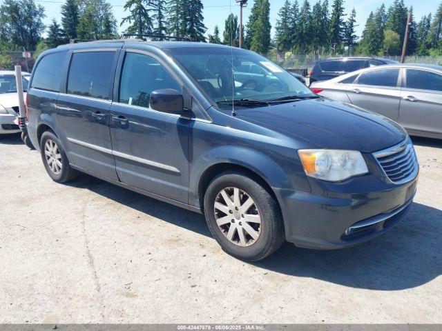 Salvage Chrysler Town & Country