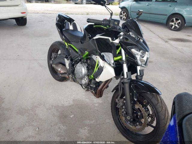  Salvage Kawasaki Er650