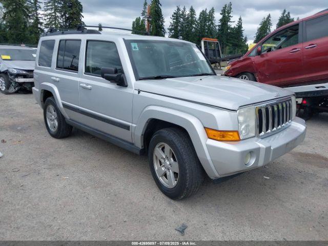  Salvage Jeep Commander