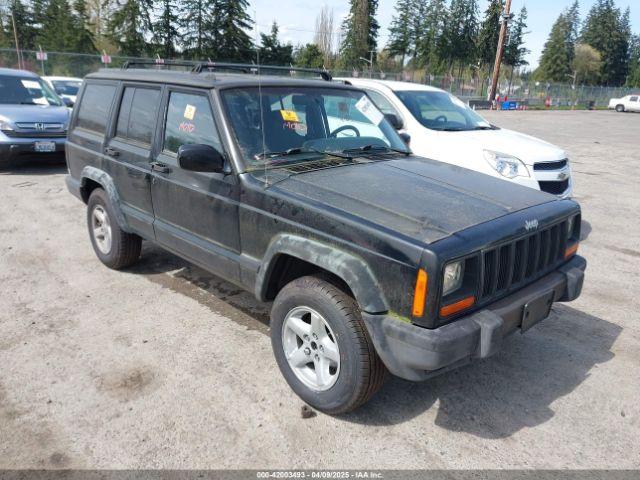  Salvage Jeep Cherokee