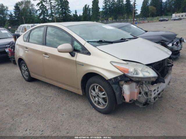  Salvage Toyota Prius