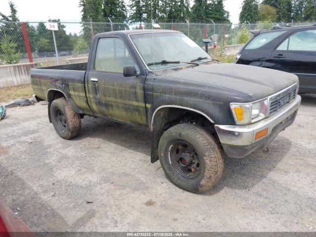  Salvage Toyota Pickup