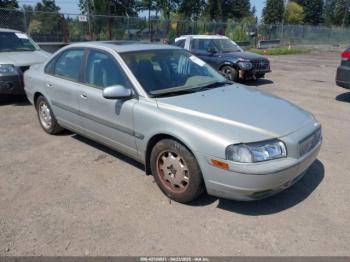  Salvage Volvo S80