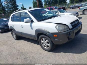  Salvage Hyundai TUCSON