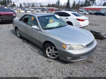  Salvage Lexus Es