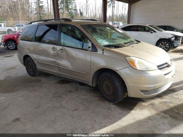  Salvage Toyota Sienna
