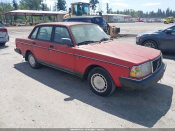  Salvage Volvo 240