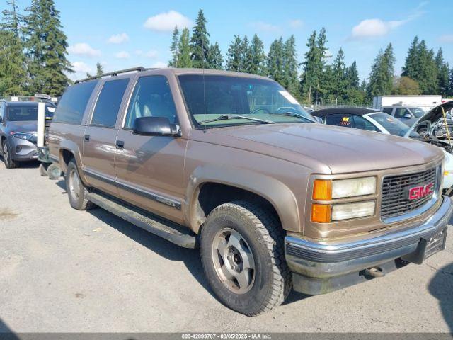  Salvage GMC Suburban 1500