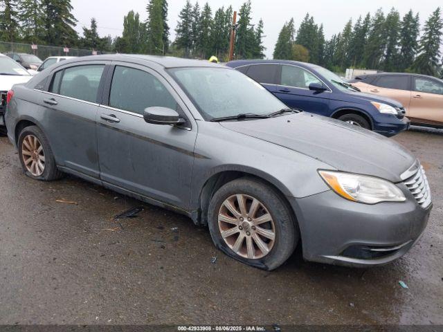  Salvage Chrysler 200