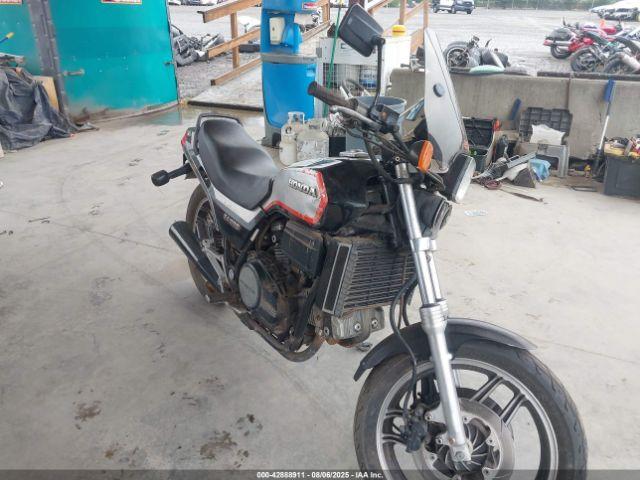  Salvage Honda Vf700