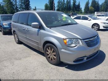  Salvage Chrysler Town & Country