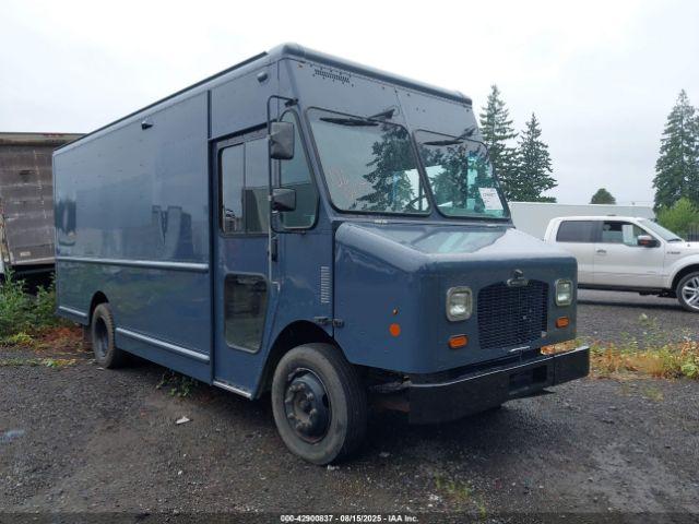  Salvage Freightliner Mt45g
