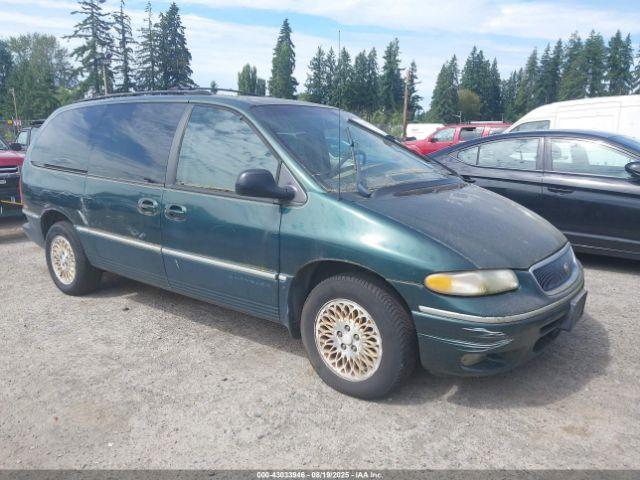  Salvage Chrysler Town & Country