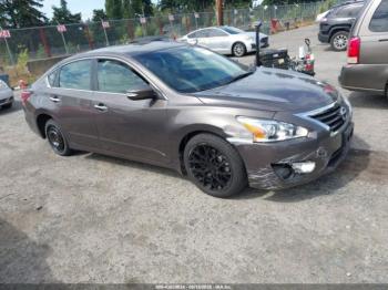  Salvage Nissan Altima