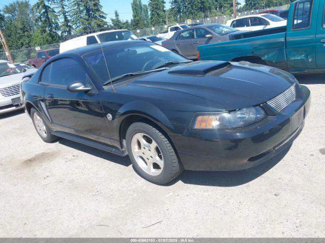  Salvage Ford Mustang