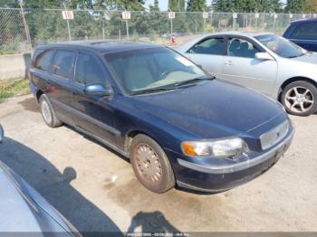  Salvage Volvo V70