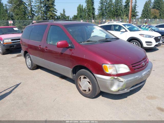  Salvage Toyota Sienna