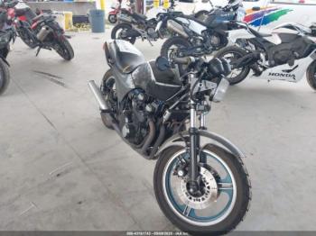  Salvage Kawasaki Zx750