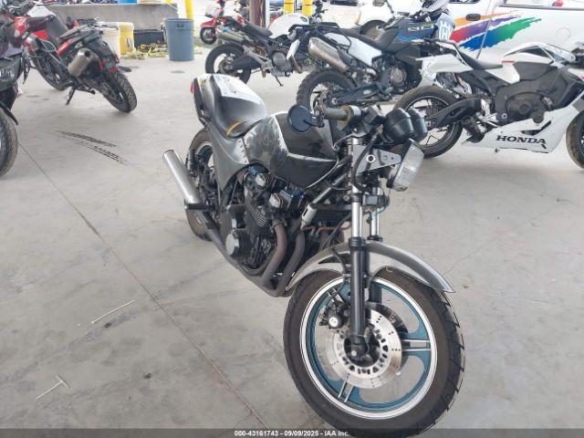  Salvage Kawasaki Zx750