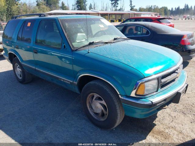  Salvage Chevrolet Blazer