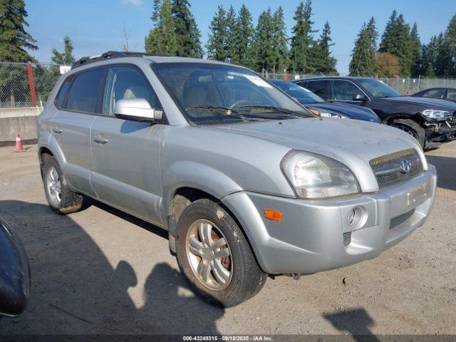  Salvage Hyundai TUCSON