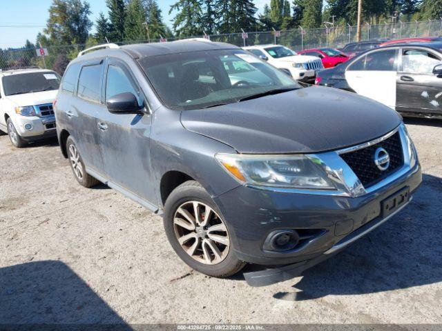  Salvage Nissan Pathfinder
