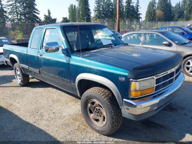  Salvage Dodge Dakota