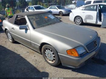  Salvage Mercedes-Benz 300