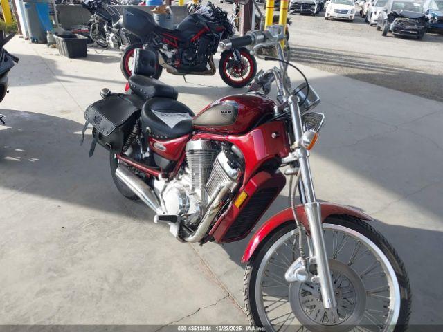  Salvage Suzuki Vs800