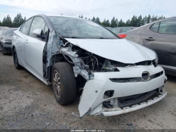  Salvage Toyota Prius