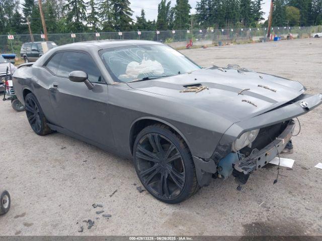  Salvage Dodge Challenger