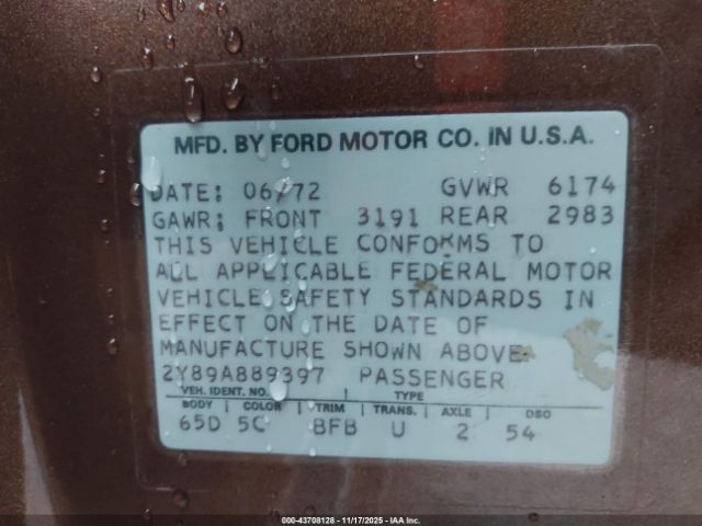 Lincoln Continental Image 8