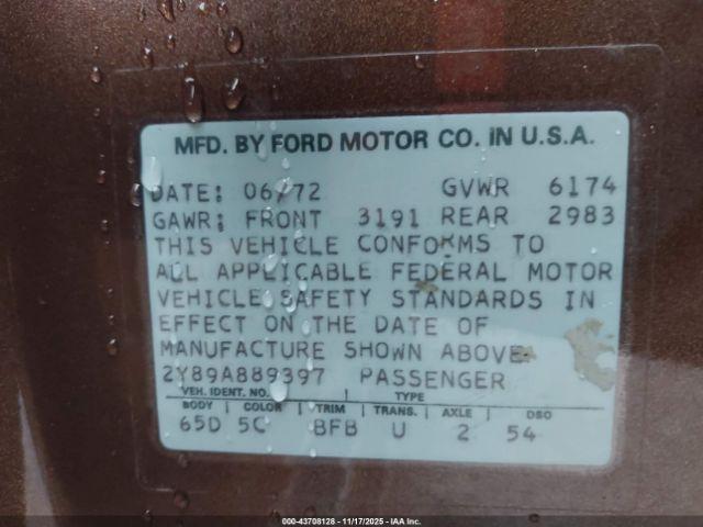 Lincoln Continental Image 8