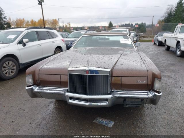 Lincoln Continental Image 6