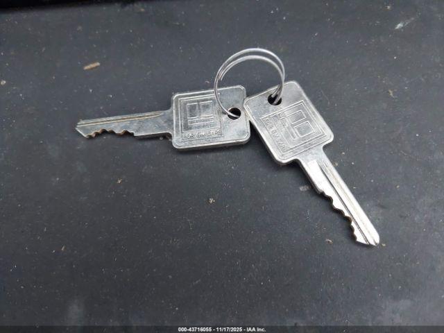 Chevrolet P30 Image 9