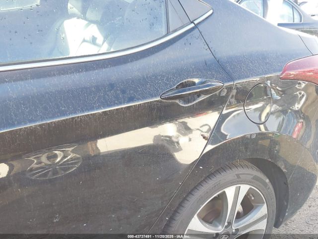 Hyundai ELANTRA Sport Image 11