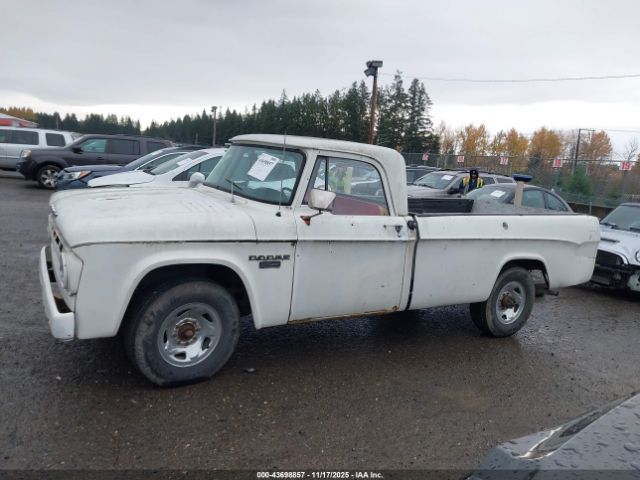 Dodge D200 Image 8