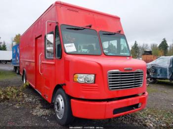  Salvage Freightliner Chassis