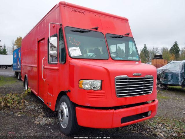  Salvage Freightliner Chassis