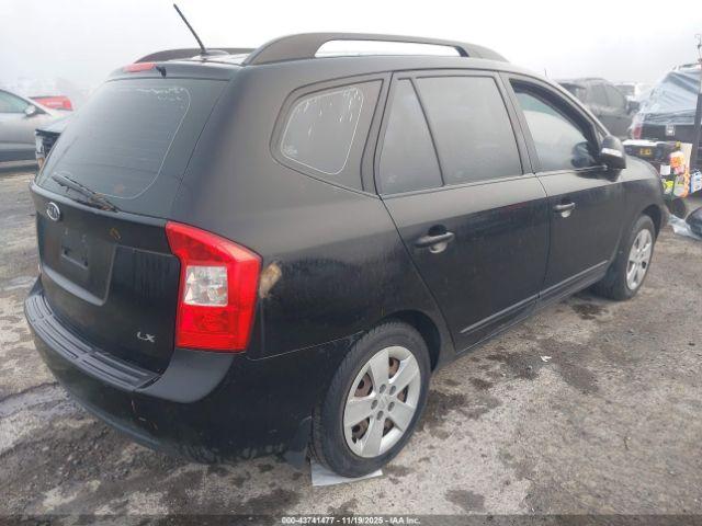 Kia Rondo Lx Image 9